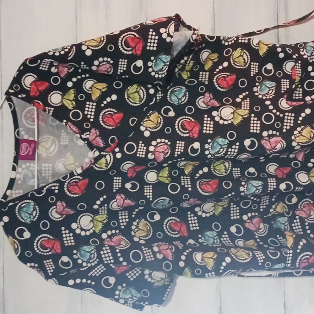 Divine curves scrubs 3x butterfly pattern